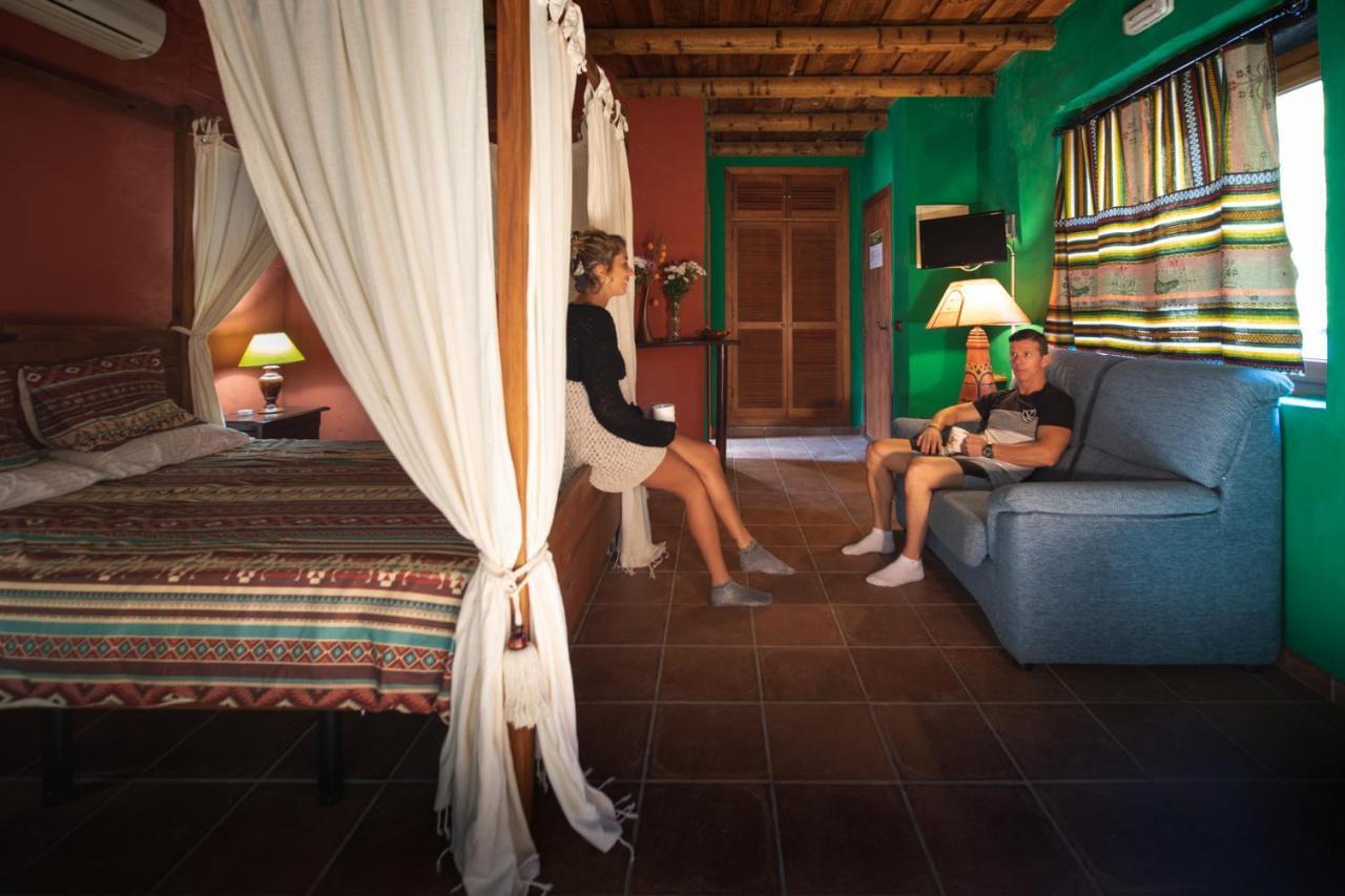 Tikal Boungalows Hotel Malcocinado  Bagian luar foto